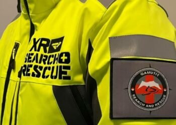 The SAR group participated in the rescue operation: dug several meters into the snow to find the victims