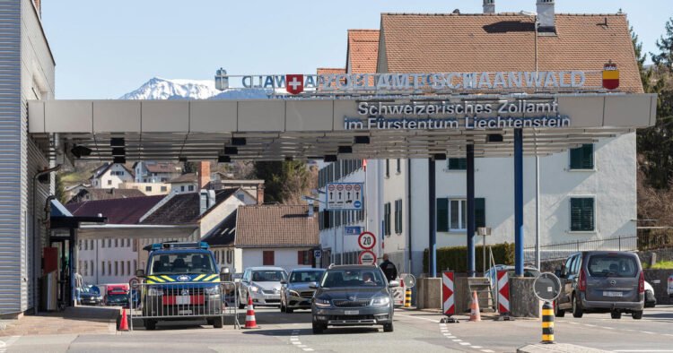 Drug courier smuggled several kilos – it stopped at the border in Schaanwald