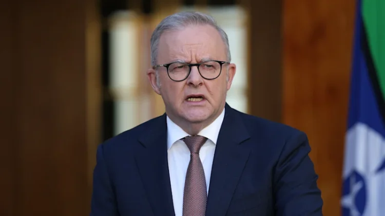 IS brides Australia: Families’ children victims of parents ‘evil choices’, says Anthony Albanese