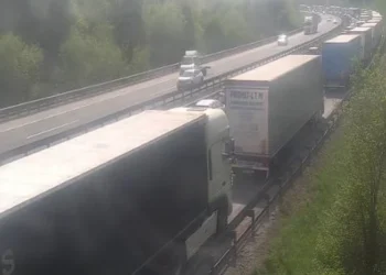 Traffic jam from Vrhnika to Postojna