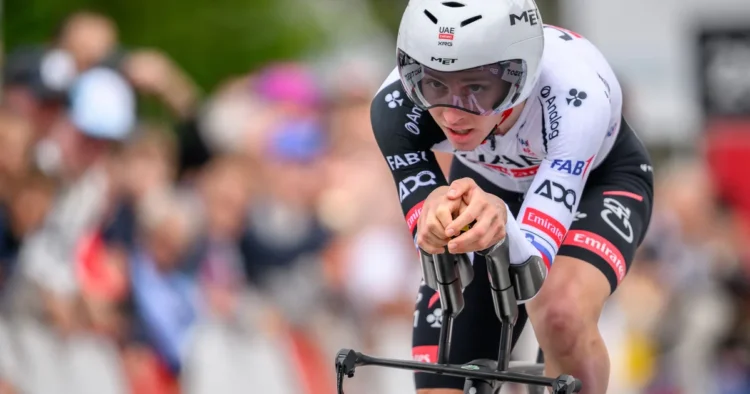 Pogačar and Roglič excel in the prologue of the race through Romandia