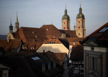 Swiss dioceses wants more women in leadership positions