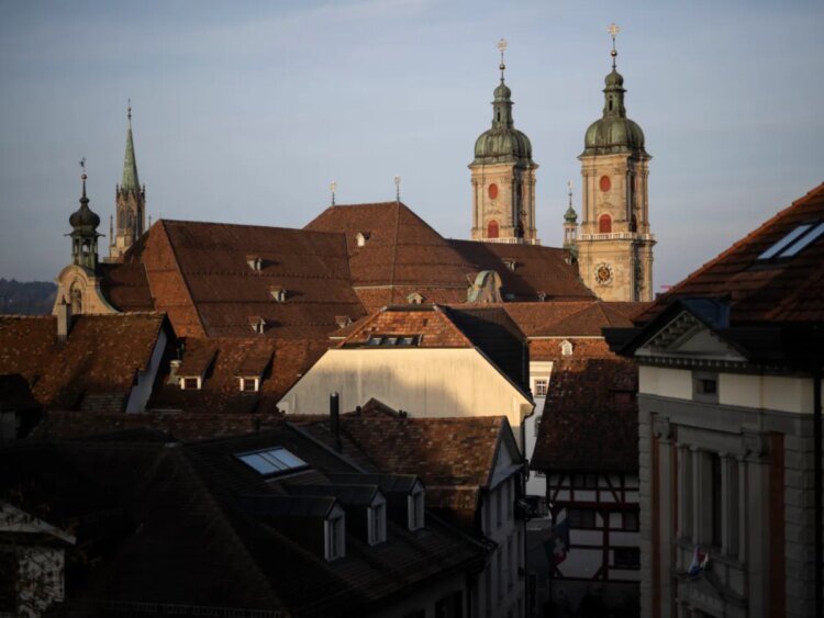 Swiss dioceses wants more women in leadership positions
