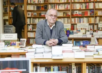 Bolloré’s takeover of Grasset: ‘Bookshops now serve as sentinels of resistance to the radical rightward shift of society’