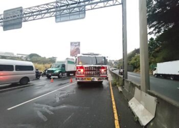 Fatal collision between trailer and motorcycle generates dams near the Route 27 toll in Escazú