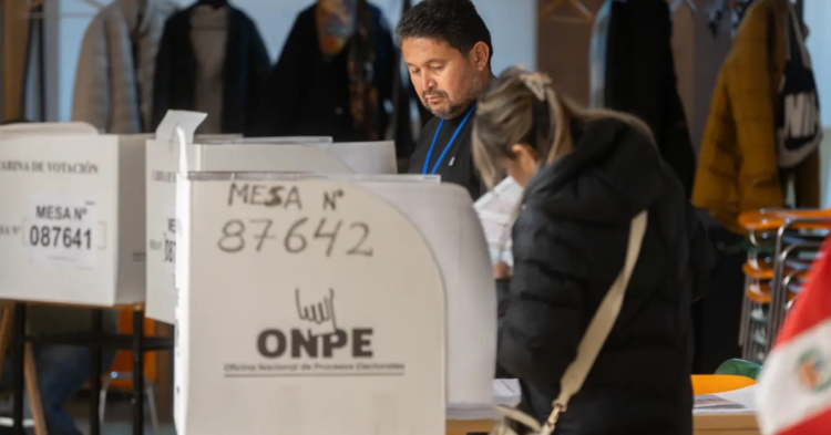 Peru: Failures in elections lead to resignation of organizer