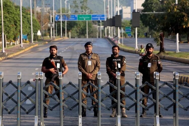 Middle East War – US negotiators to go to Islamabad, but Iran says no direct talks