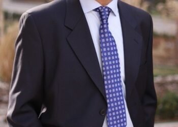 Kyrgyz ornament and boz ui: a new trend among men in Kyrgyzstan