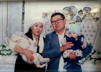 “Shock bolup kaldyk”: Egizderdi zharykka alyp kelgen Elmira kairadan kosh boyluu bolgondo tan kaltyrgan kabardy ukkan