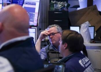 Wall Street closes mixed, almost flat, pending Donald Trump’s ultimatum to Iran l Wall Street