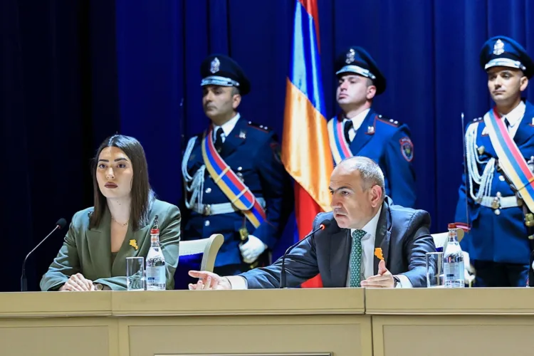 The formation of 4 pillar directions of the police seemed from the genre of fantasy. RA Prime Minister