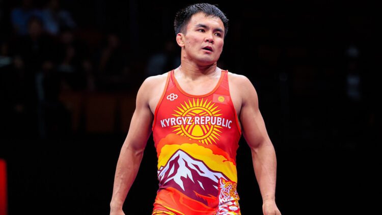 Ernazar Akmataliev rose to 1st place in the world rankings
