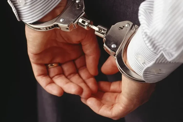 The police detained 17 supporters of Samvel Karapetyan from the yard of the anti-corruption court