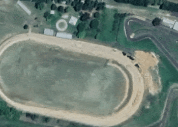 Tree-changer town rejects million-dollar windfall for racing track