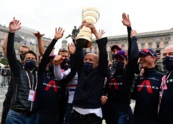 New AI partnership to propel INEOS Grenadiers back to top, team hopes