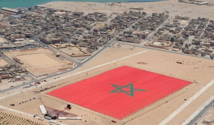 Canada recognizes the autonomy plan proposed by Morocco as a basis for a solution to the regional dispute over the Moroccan Sahara