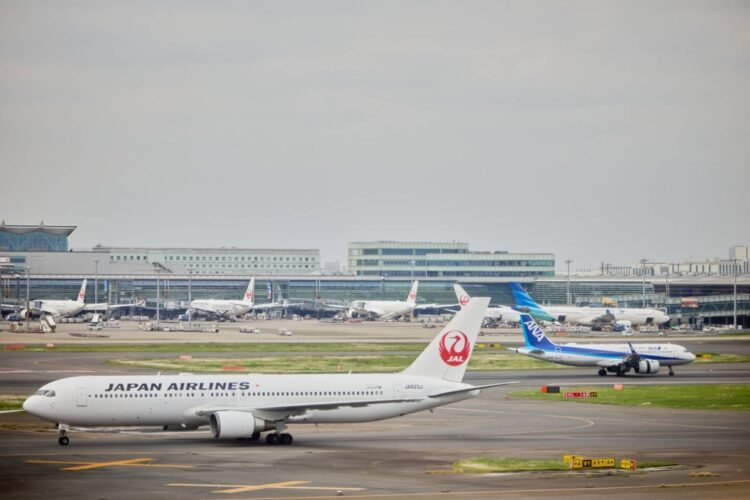 JAL and ANA to double fuel surcharges in May