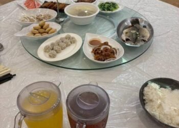 Suspected food poisoning at theme park sickens 70 students, teacher