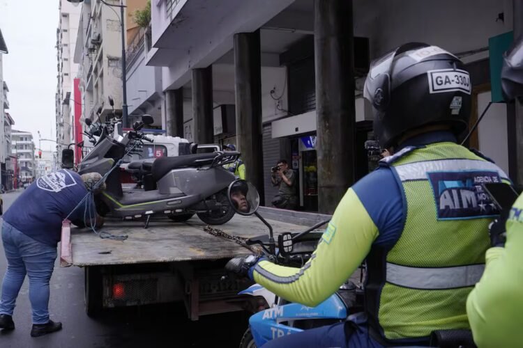 ATM clarifies that motorcycle agents are not authorized to impose fines: ‘They can only be issued in previously coordinated operations’ | Community | Guayaquil