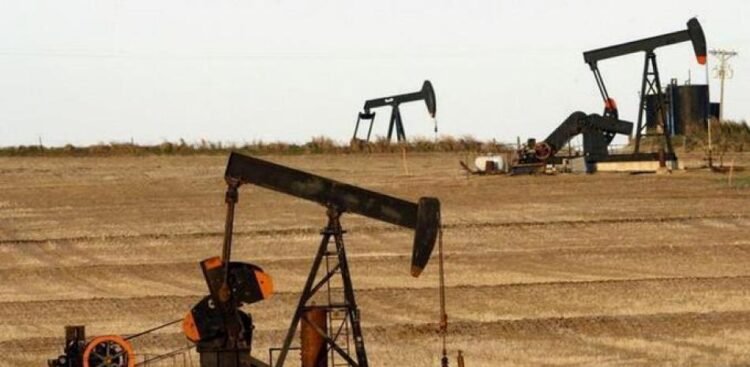 Oil rise continues as stock markets decline due to possible truce in Iran