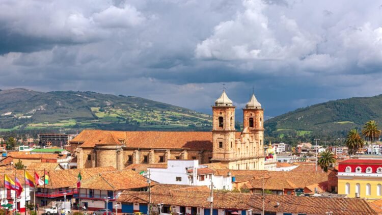 The strategies that led 113,000 people to escape multidimensional poverty in Cundinamarca: it had the lowest rate in the country