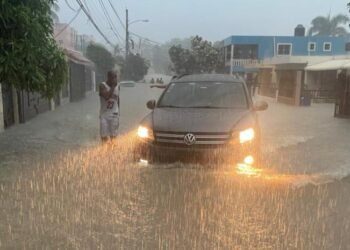 Warning! Accumulated rainfall of 100 to 125 millimeters is expected in the next 24 to 48 hours in the DR
