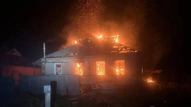 The occupiers hit a residential building in the Kharkiv region with a drone: two were injured