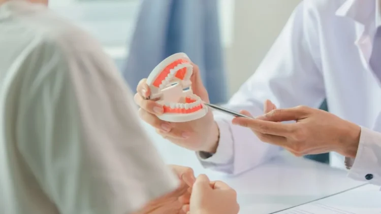 Man indicted for illegally operating Rishon Lezion dental clinic for nine years