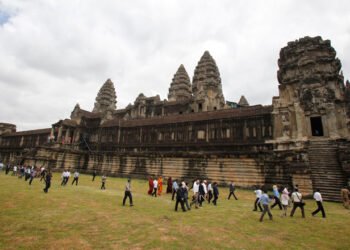ANA warns of risks at Angkor Park due to tropical storm Sinlaku
