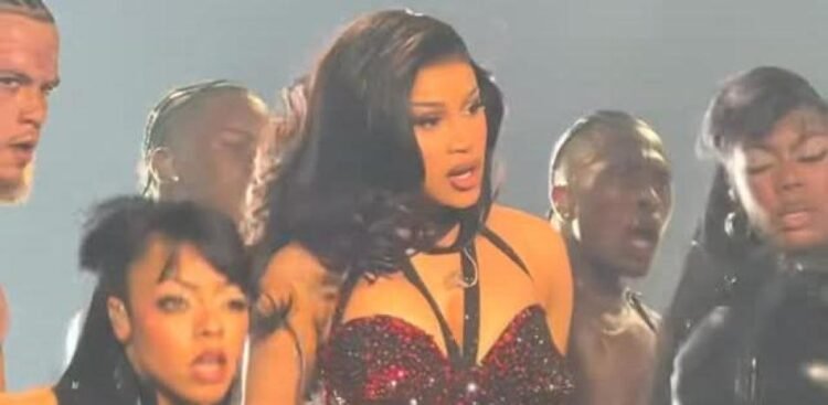 Cardi B says she plans to release an album in Spanish