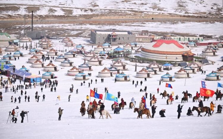 Mongolia’s Eagle Festival Celebrates 20th Year