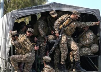 Iranian delegation arrives in Pakistan before talks with the United States