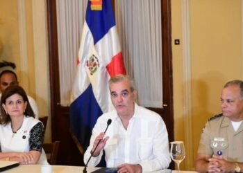 Government asks the population to stay away from rivers and coasts