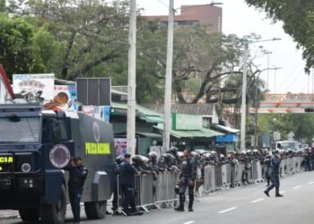 In images: Eviction of Teleoffers in Máximo Gómez with February 27