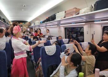 China-Laos Railway handles over 800,000 cross-border passenger trips