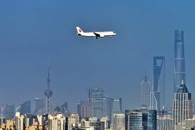 Soaring jet fuel prices hit holiday plans