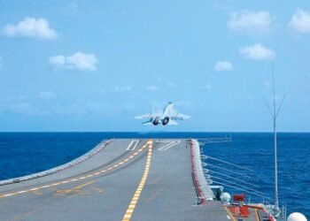 PLA warns Japan after Strait transit