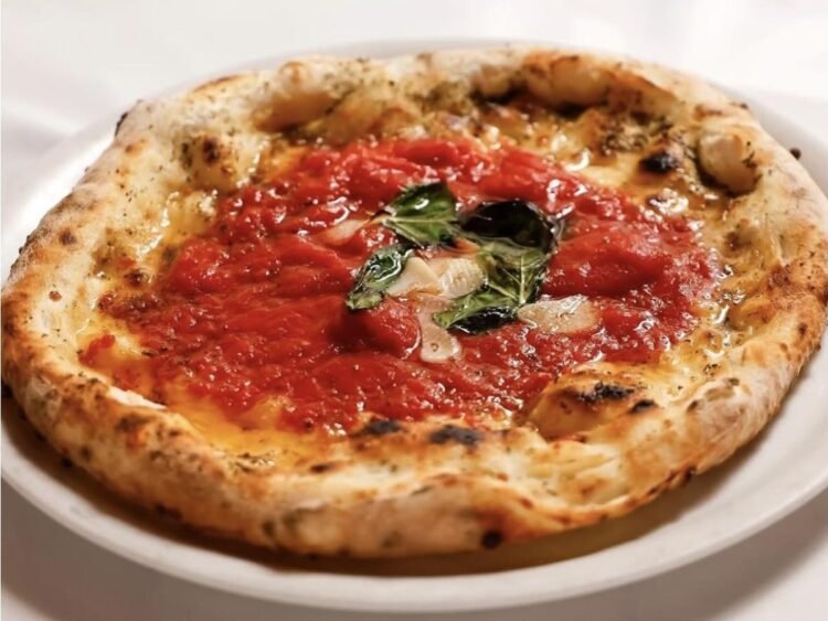 «Tokyo style» pizza: what is the trend food born in the USA (and which could arrive in Italy)
