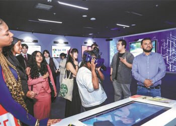 UK students find wonder in Chaoyang’s fusion of art, nature and technology