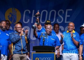 Davis says FNM will fire Bahamian workers if elected | News
