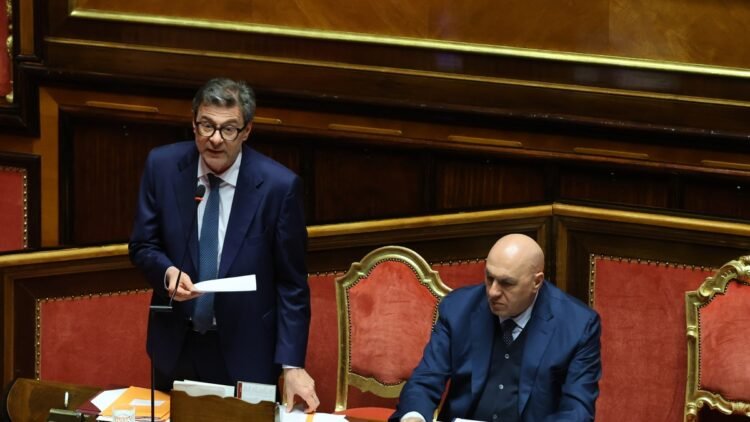 The deficit mess: for 600 million Italy is over 3%. Now it’s a hunt for the enemy’s “little hand”: the role of Istat and the Accounting Department is under scrutiny