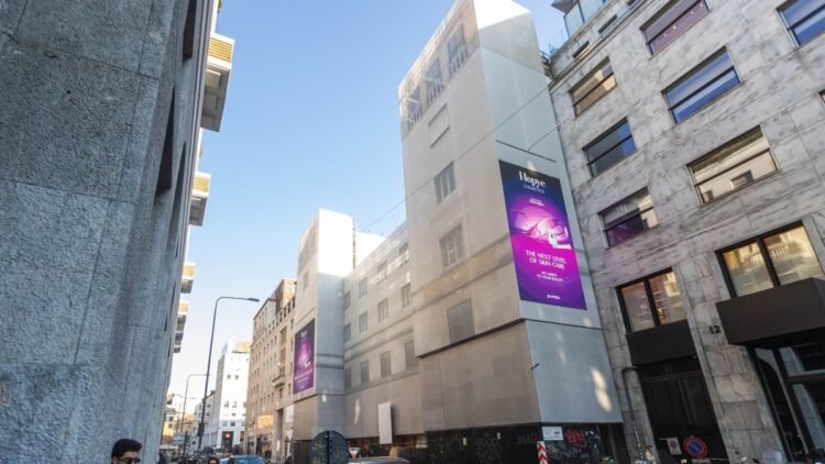 The Core, all the mysteries about the super exclusive club in Milan (with 700 members waiting) and the legal battle over the building in Corso Matteotti 14