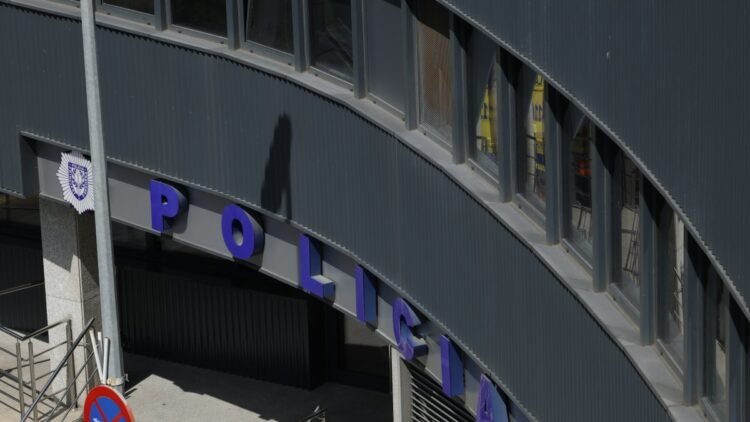The Andorran police are investigating a group attack on an 11-year-old girl in Prat del Roure in Escaldes-Engordany