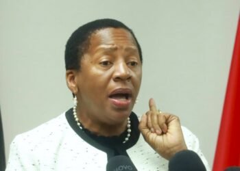 Beckles blames Kamla for national crime crisisStakeholders call for curfew and decisive action