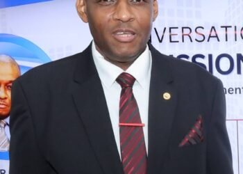 Top cop reports crime drop but hits “keyboard warriors”