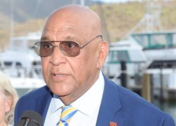$1,000 CAL flights to TobagoTourism Minister reveals plan to introduce unsubsidised return fares during peak periods amid cash crunch