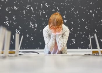 Curricular adjustments: it is not enough to give students more time on tests