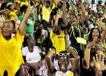 Lance Neita | We are the world | Commentary