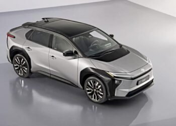 Toyota bZ4X, less is more