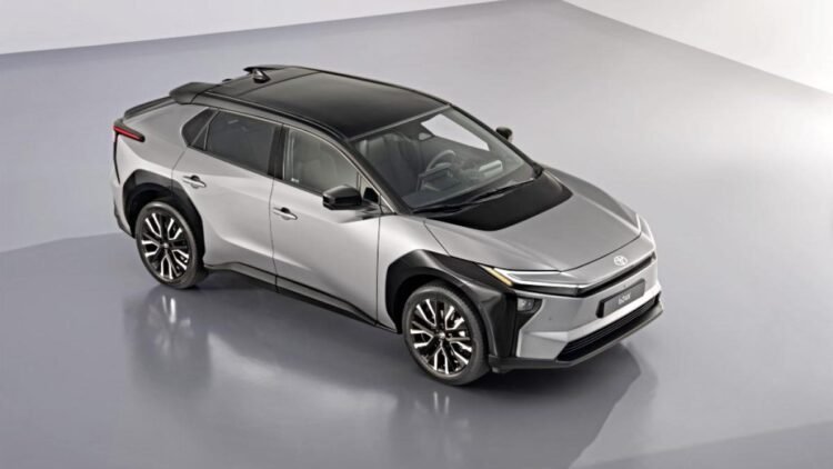 Toyota bZ4X, less is more